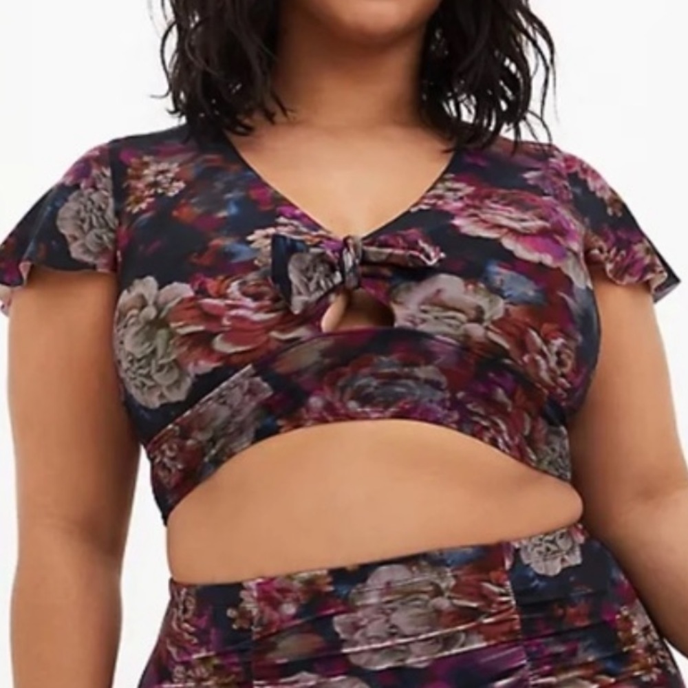 Torrid Floral Rose Bikini Top Size 3 Z